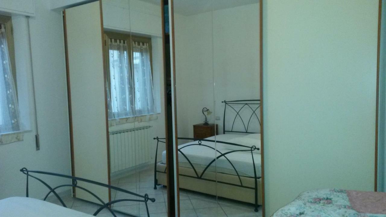 Casa Gialla Santo Stefano di Magra Extérieur photo
