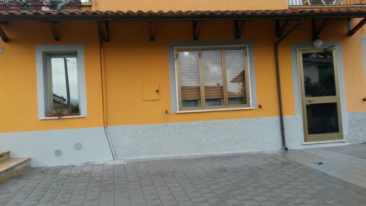 Casa Gialla Santo Stefano di Magra Extérieur photo